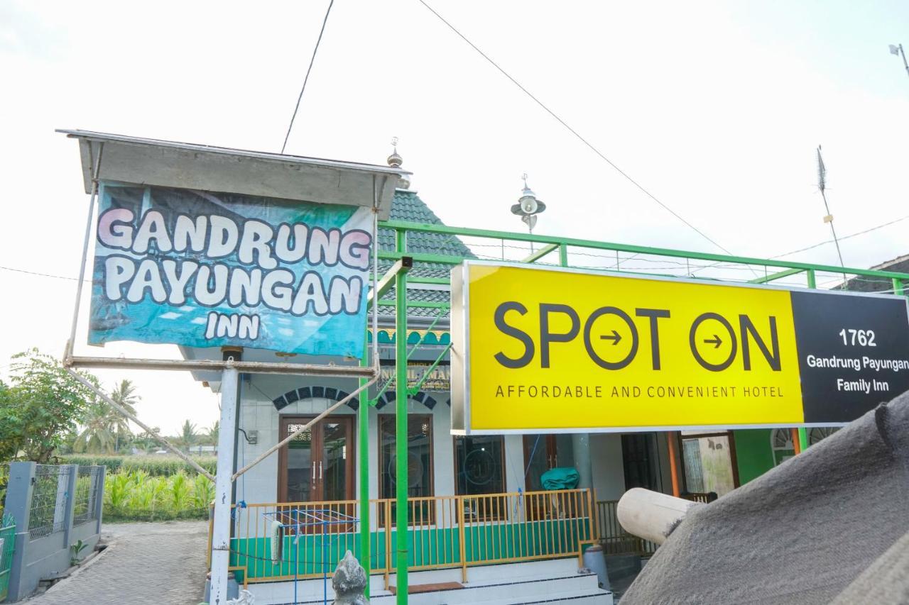 Gandrung Payungan Family Inn Banyuwangi  Exteriör bild